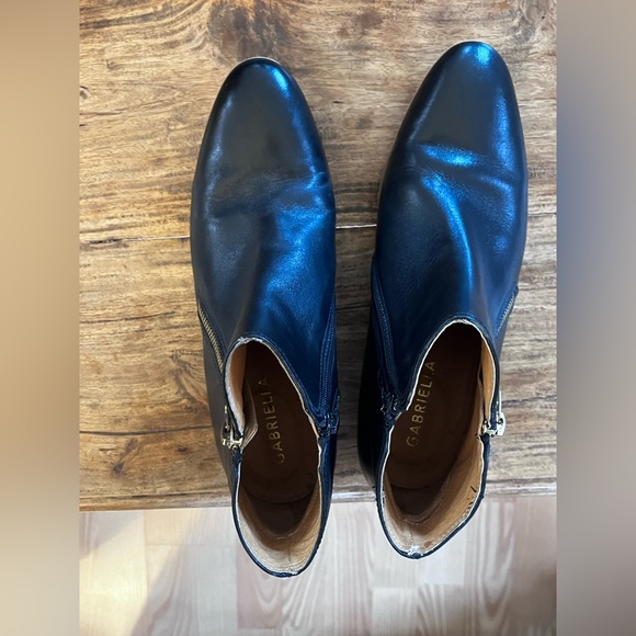 Gabriela Leather Booties - Picture 2 of 5